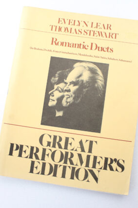 Evelyn Lear And Thomas Stewart Romantic Duets (Voices) Vce (Great Performers Edition)  ISBN: 9780793512409