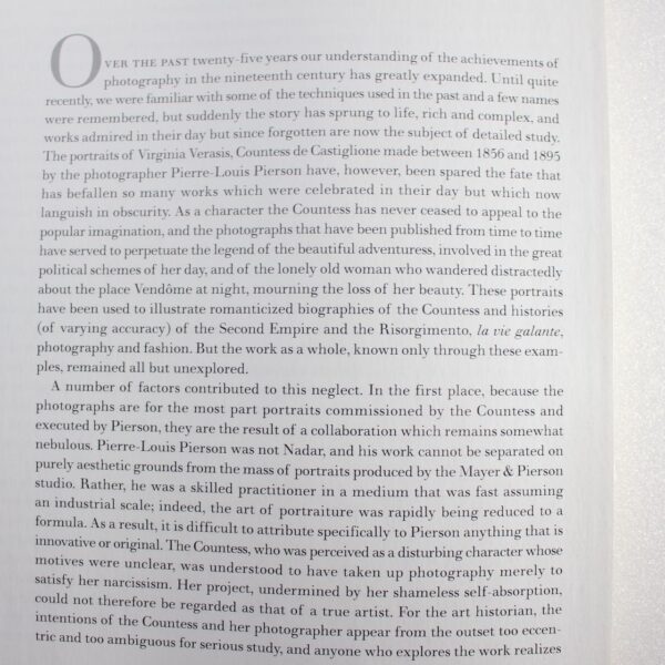 La Divine Comtesse ? Photography of the Countess de Castiglione by Pierre Apraxine ISBN: 9780300085099 - Image 3