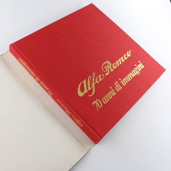 Alfa Romeo 70 anni di immagini book by AA.VV. ISBN: - Image 2