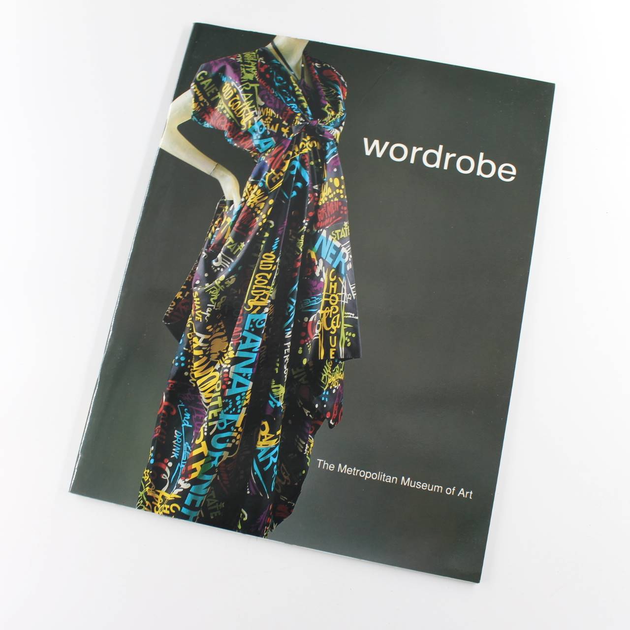 Wordrobe book by Richard Martin Lida Zika Ascher ISBN: 9780300203295