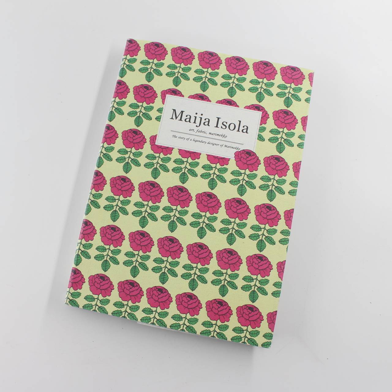 Maija Isola Art Fabric Marimekko The Story of a Legendary Designer book by Maija Isola Eri Shimatsuka Designer  ISBN: 9784756242921