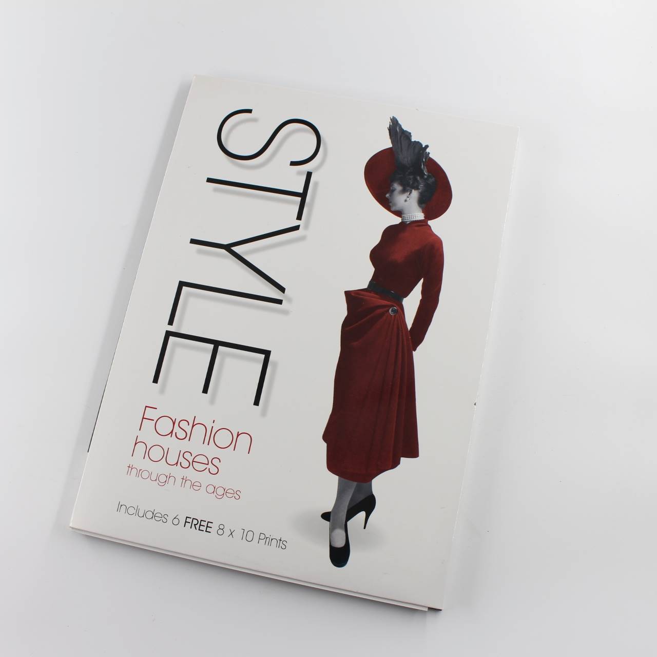 Style: Essential History book by Carol King Fashion ISBN: 9781908816702