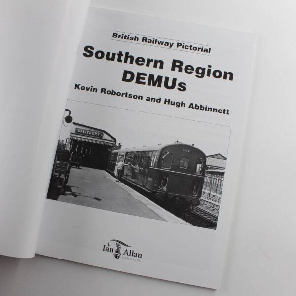 British Railway Pictorial Southern Region DEMUs book by Kevin Robertson Hugh Abbinnett  ISBN: 9780711035119 - Image 2