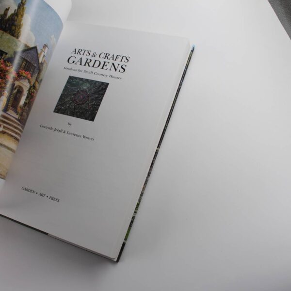 Gertrude Jekyll and the Arts and Crafts Garden book by Gertrude Jekyll Lawrence Weaver  ISBN: 9781870673167 - Image 3