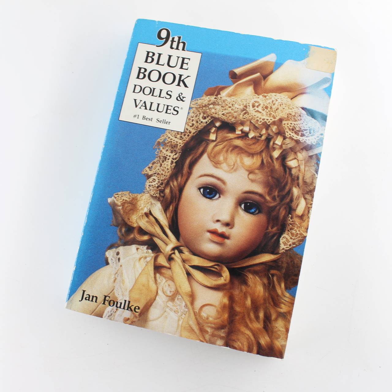 9th Blue Book Dolls And  Values book by Jan Foulke  ISBN: 9780875883441