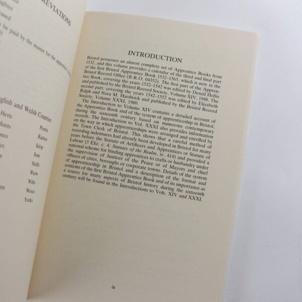 Calendar of the Bristol Apprentice Book 1532 - 1565 Part 3 1552-1565 Bristol Records Society book by Elizabeth Ralph  ISBN: 9780901538130 - Image 3