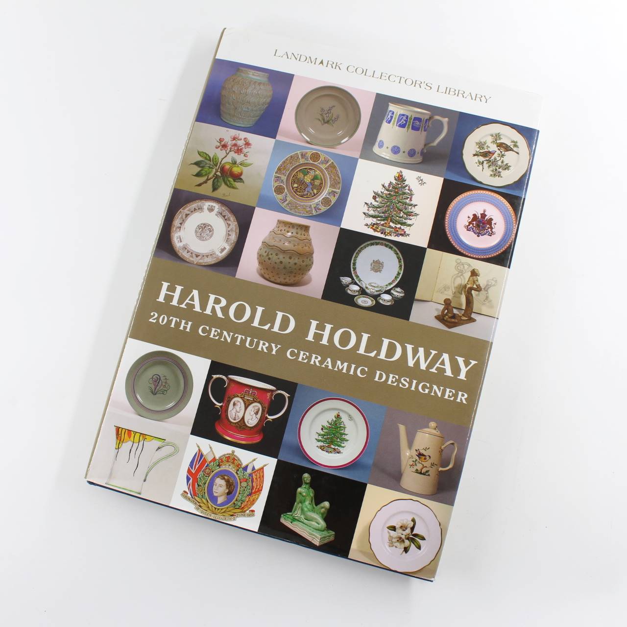 Harold Holdway: 20th Century Ceramic Designer book by Harold Holdway Ruth Holdway:  ISBN: 9781843061922