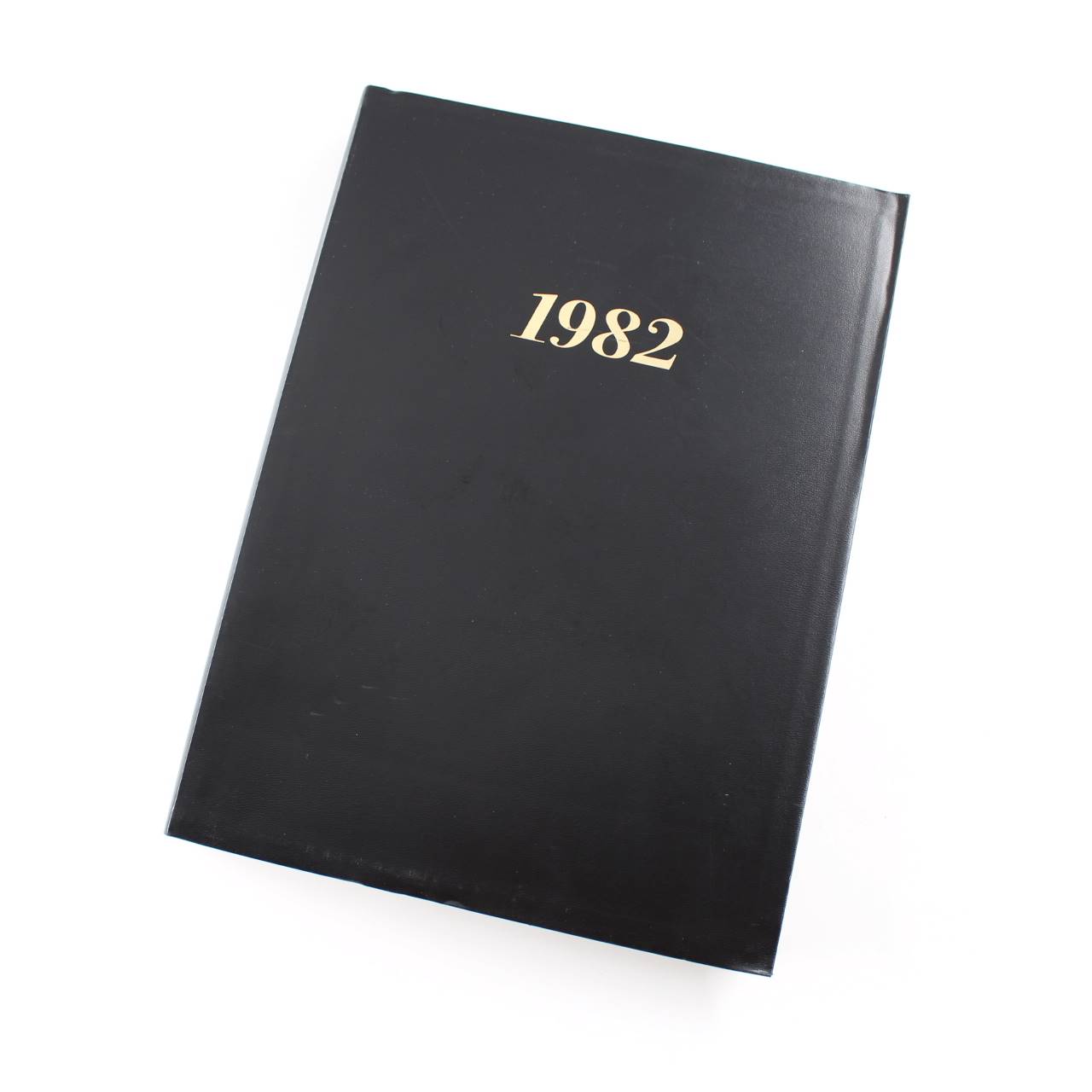 1982: Simon Fujiwara book by Miguel Amado   ISBN: 9781849760454