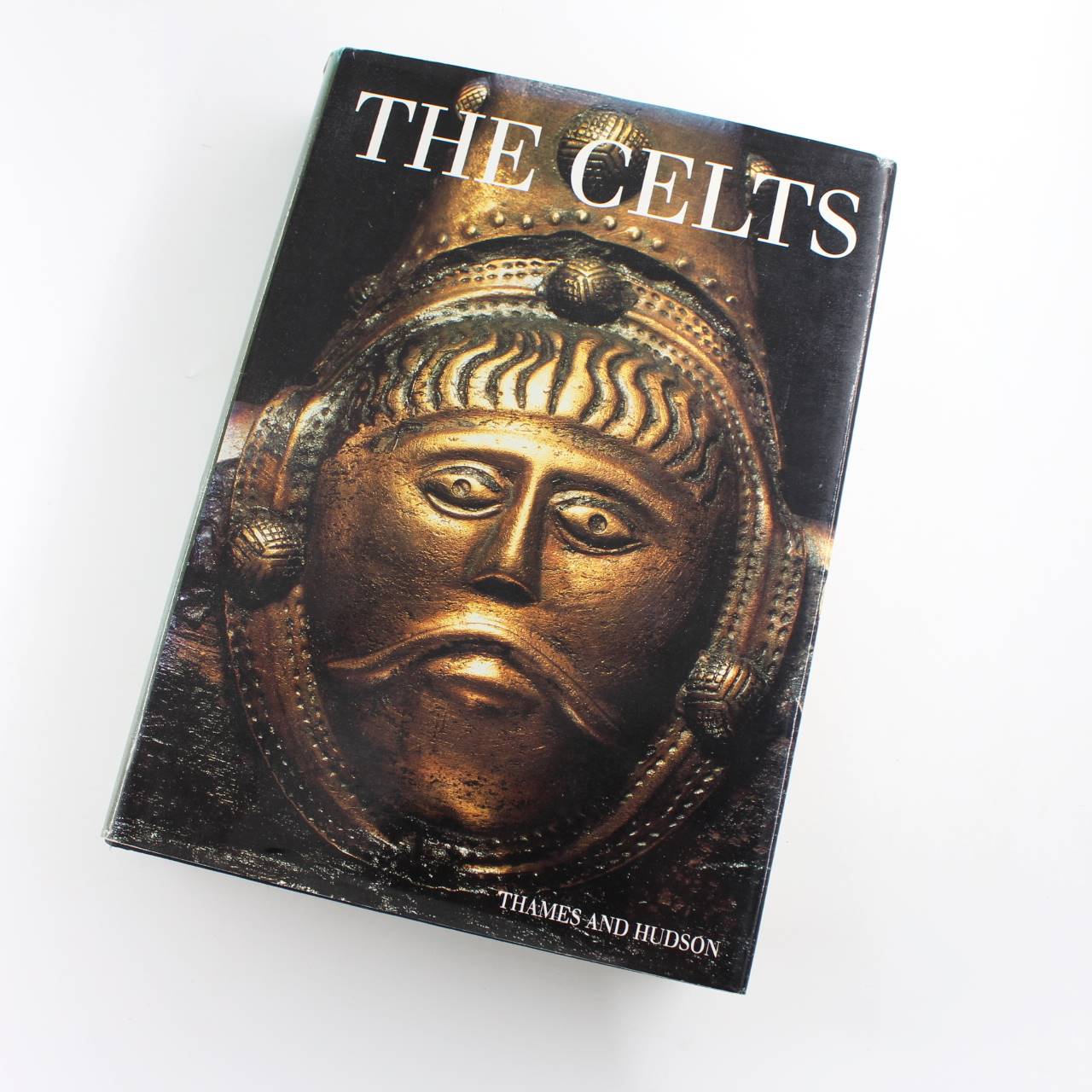 The Celts book by Venceslas Kruta  ISBN: 9780500015247