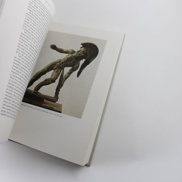 Etruscan Bronzes book by Sybille Haynes  ISBN: 9780856671951 - Image 4