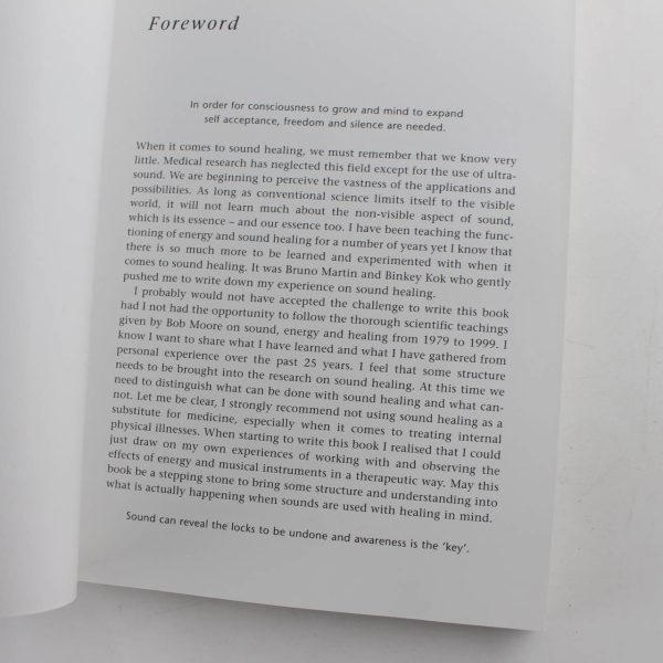 Sound Healing with the Five Elements: Sound Instruments Sound Therapy Sound Energy book by Daniel Perret  ISBN: 9789074597890 - Image 3