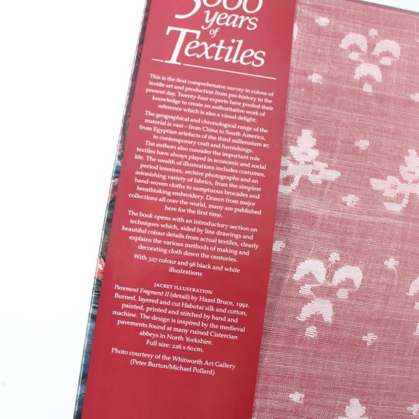 5000 Years of Textiles book by Jennifer Harris  ISBN: 9780714117157 - Image 3