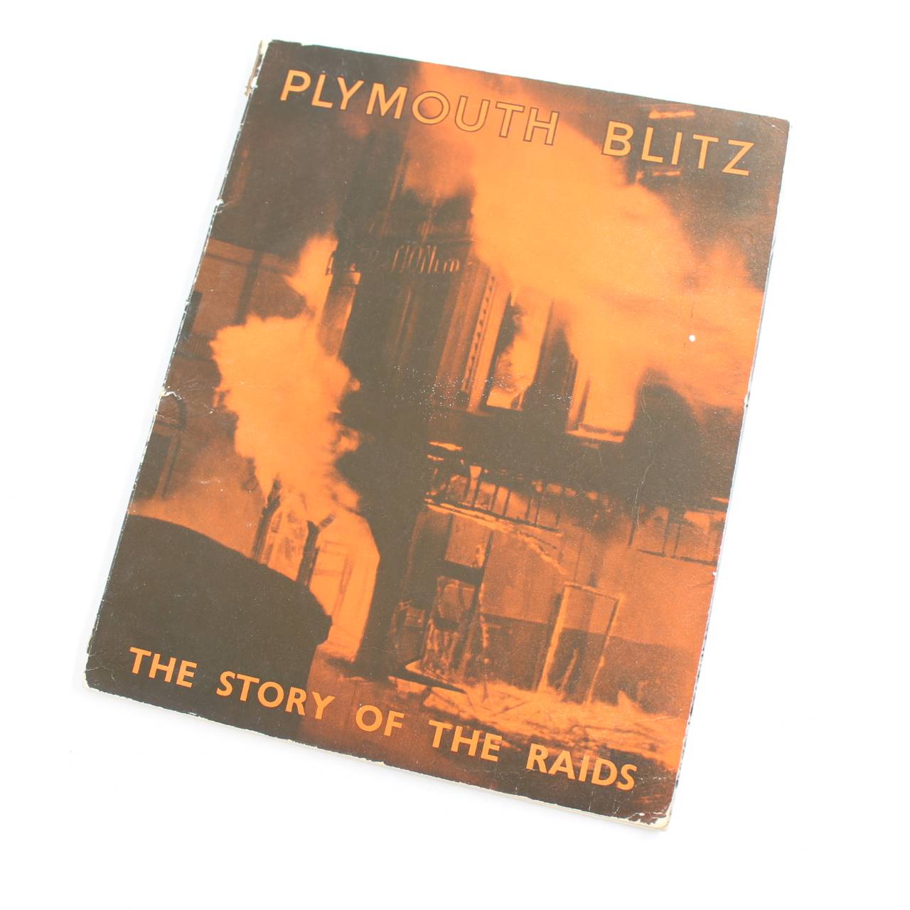 Plymouth Blitz: The Story of the Raids book by HAROLD HARMSWORTH  ISBN: