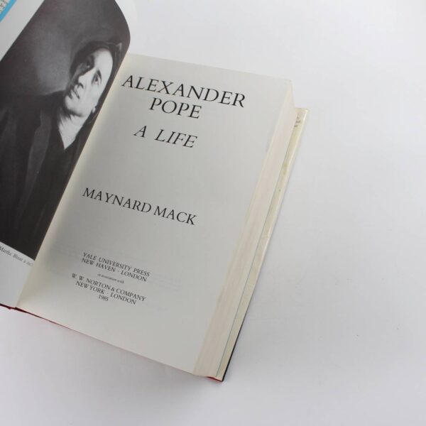 Alexander Pope a Life book by Maynard Mack  ISBN: 9780300033915 - Image 4